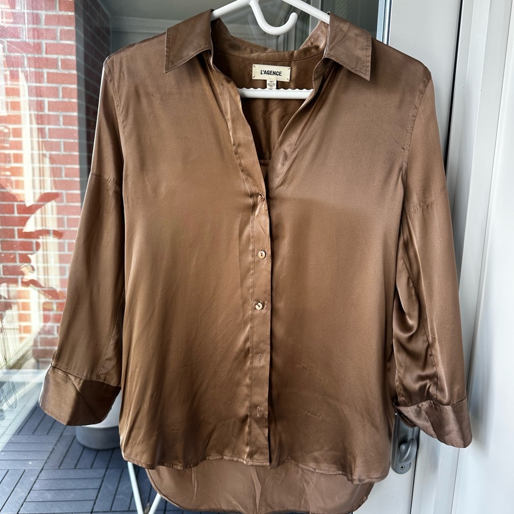L'AGENCE Dani Satin Button-Down Shirt (3/4 sleeve) Rose Gold